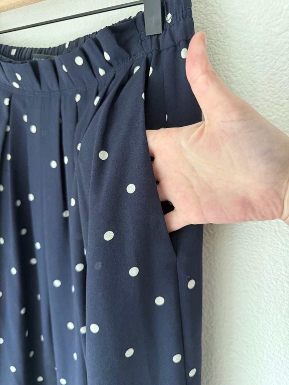 J.Crew Navy Polka Dot Stretch-Waist Midi Skirt - 4 - Like New - Picture 4 of 8